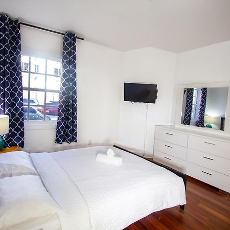 Hispaniola Apartments Part Of The Oasis Casita Collection 마이애미 비치 외부 사진