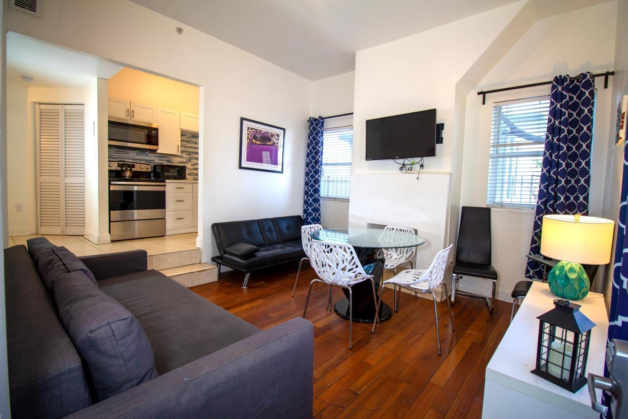 Hispaniola Apartments Part Of The Oasis Casita Collection 마이애미 비치 외부 사진
