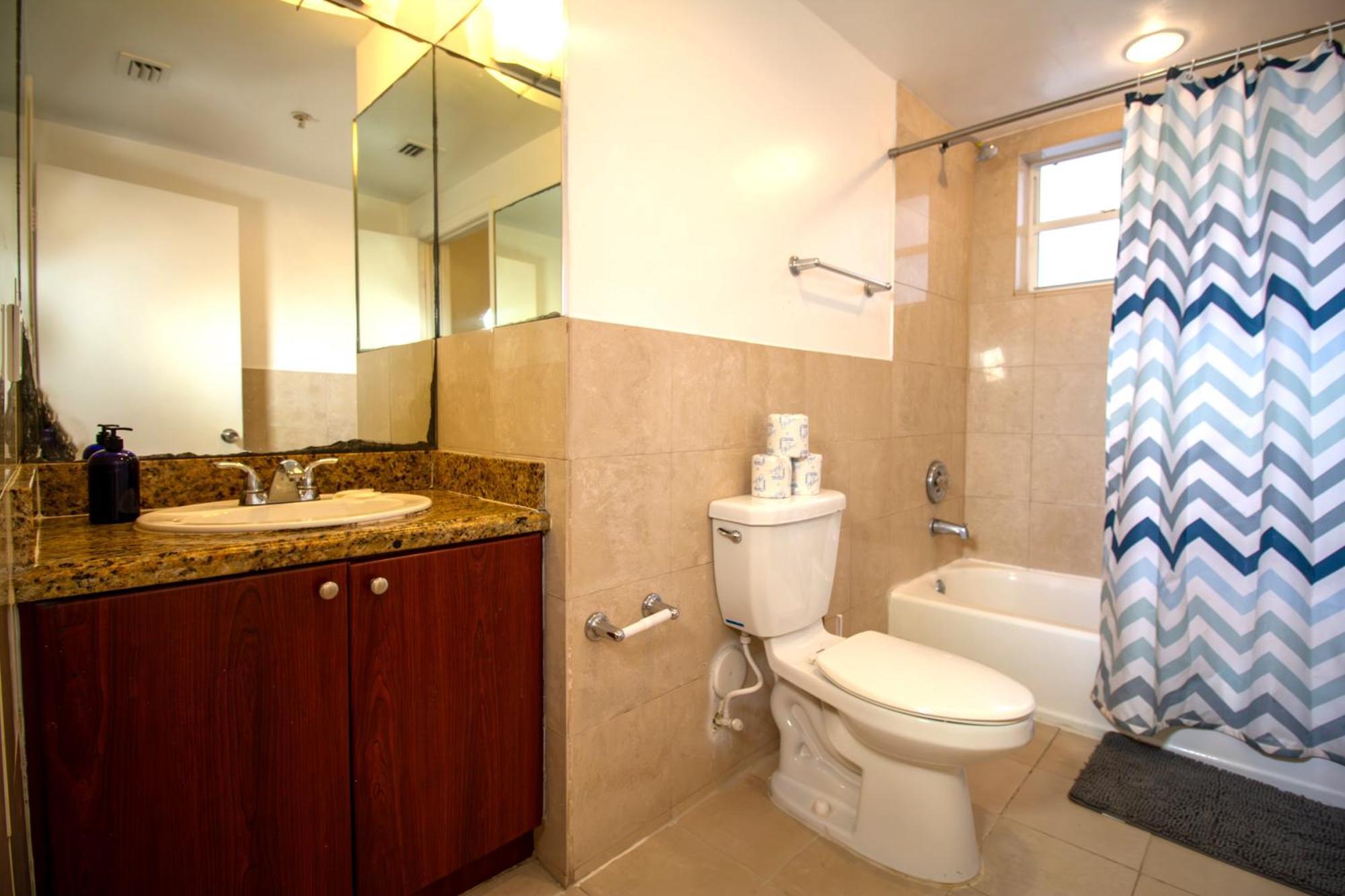 Hispaniola Apartments Part Of The Oasis Casita Collection 마이애미 비치 외부 사진