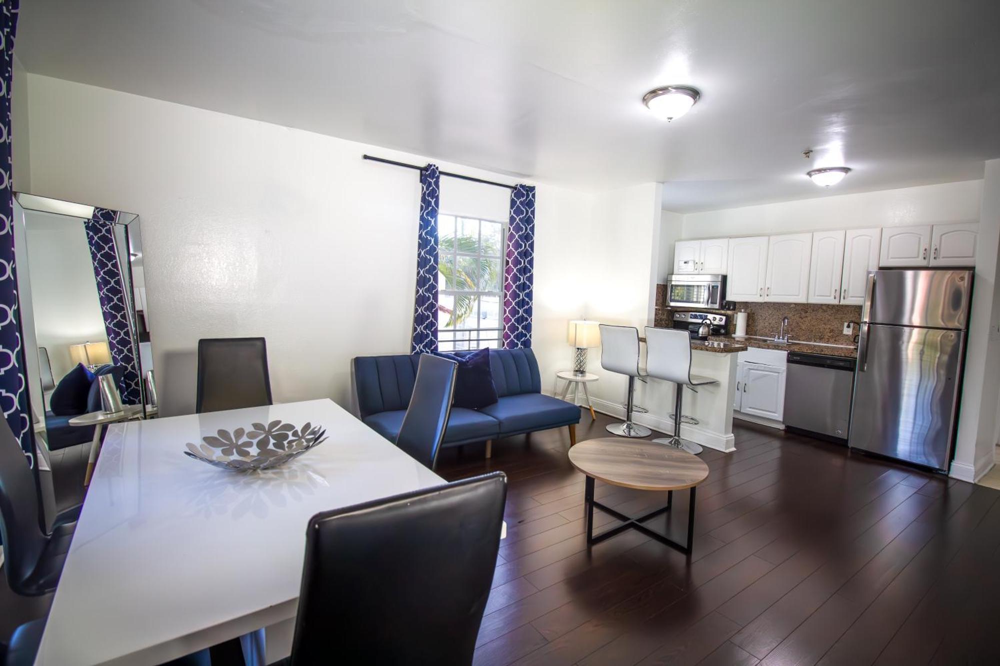 Hispaniola Apartments Part Of The Oasis Casita Collection 마이애미 비치 외부 사진