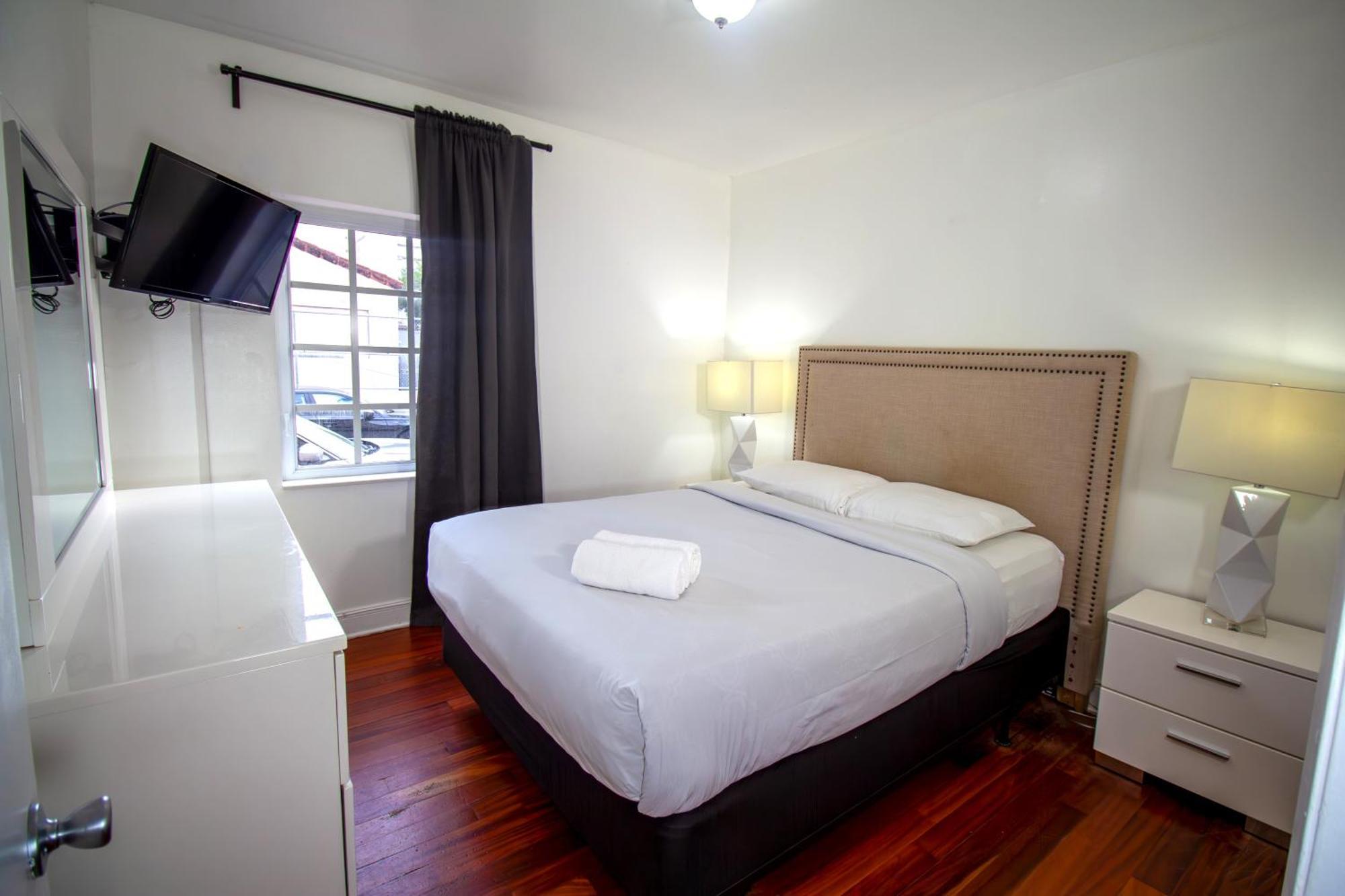 Hispaniola Apartments Part Of The Oasis Casita Collection 마이애미 비치 외부 사진