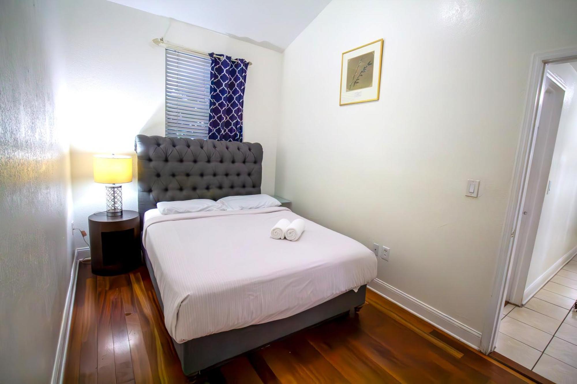 Hispaniola Apartments Part Of The Oasis Casita Collection 마이애미 비치 외부 사진